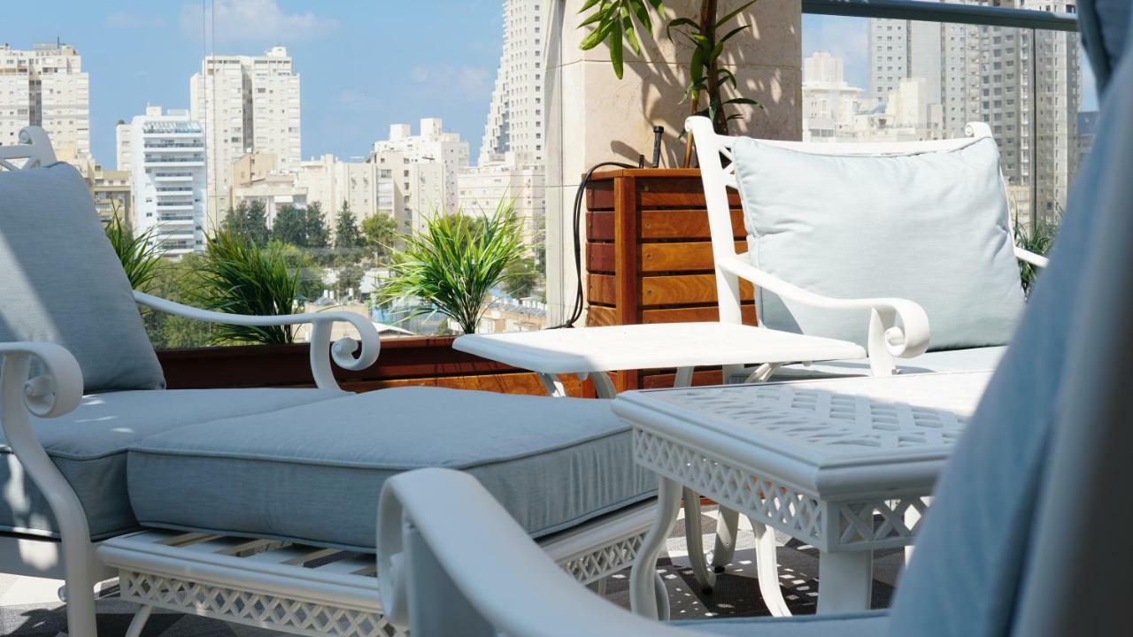 Luxury Rooftop Apartment In Netanya Bagian luar foto